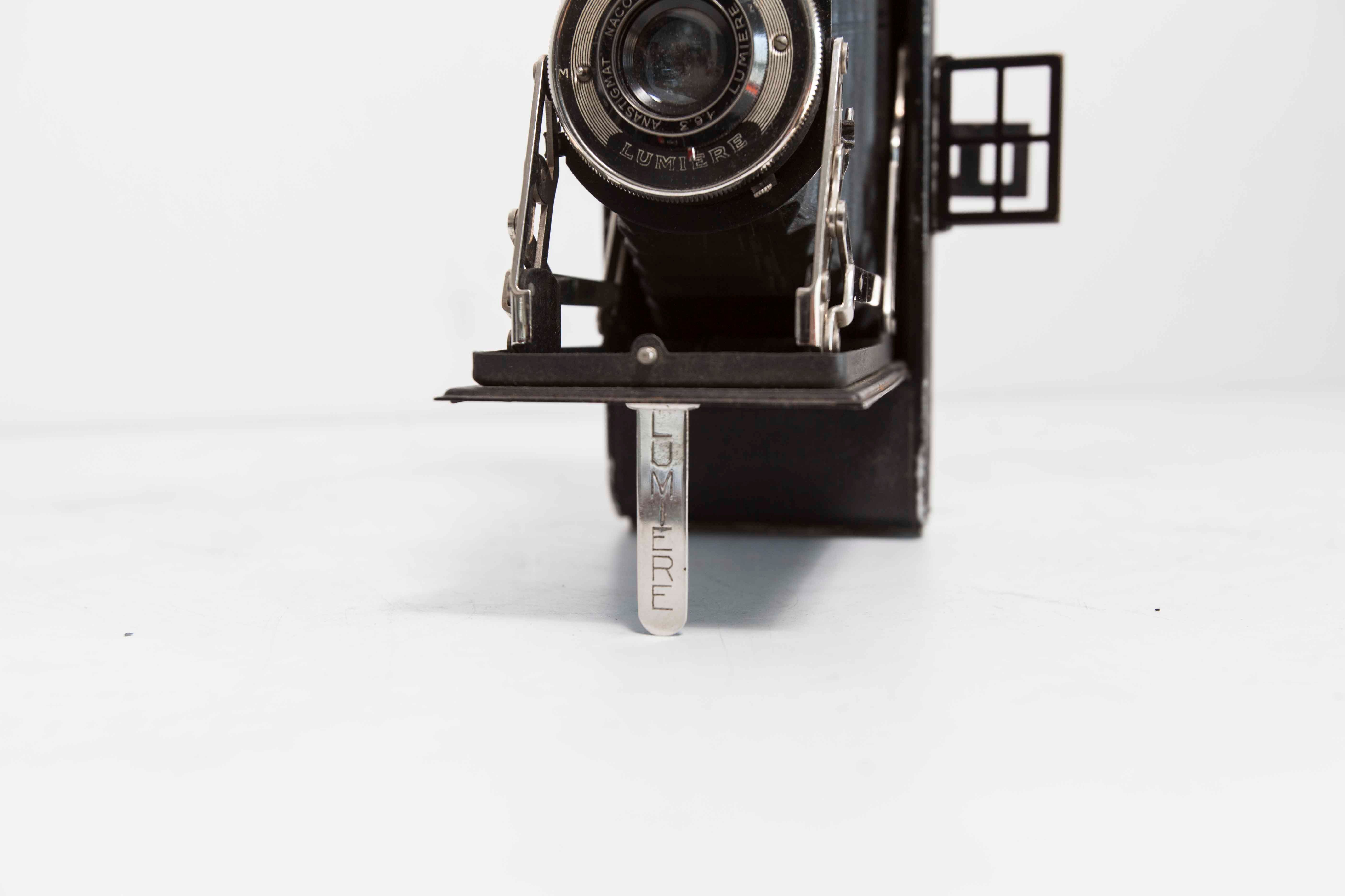 1930 Art Deco Light Camera