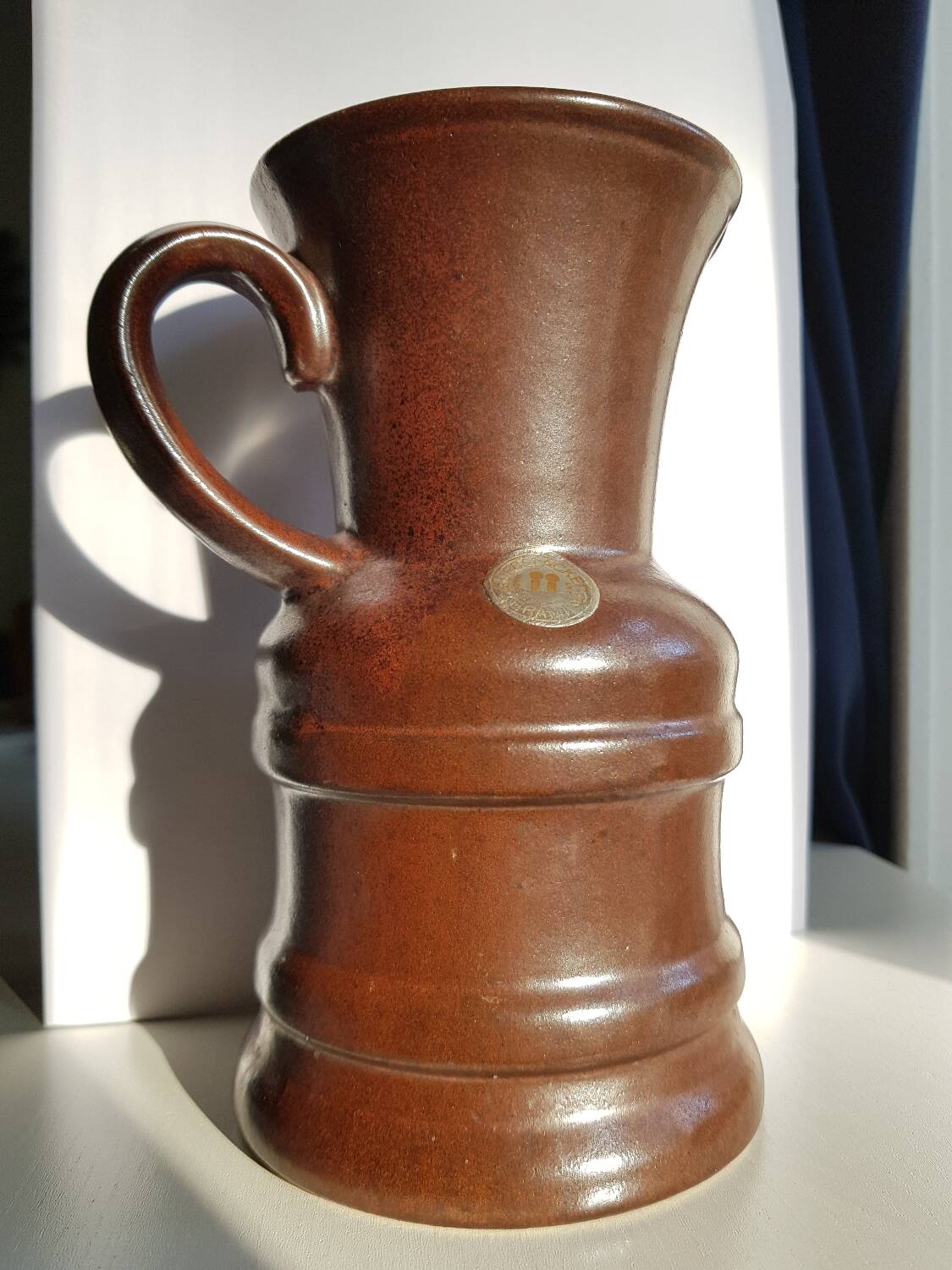 Vase en céramique numéroté brun du milieu du siècle d'Ueberlacken