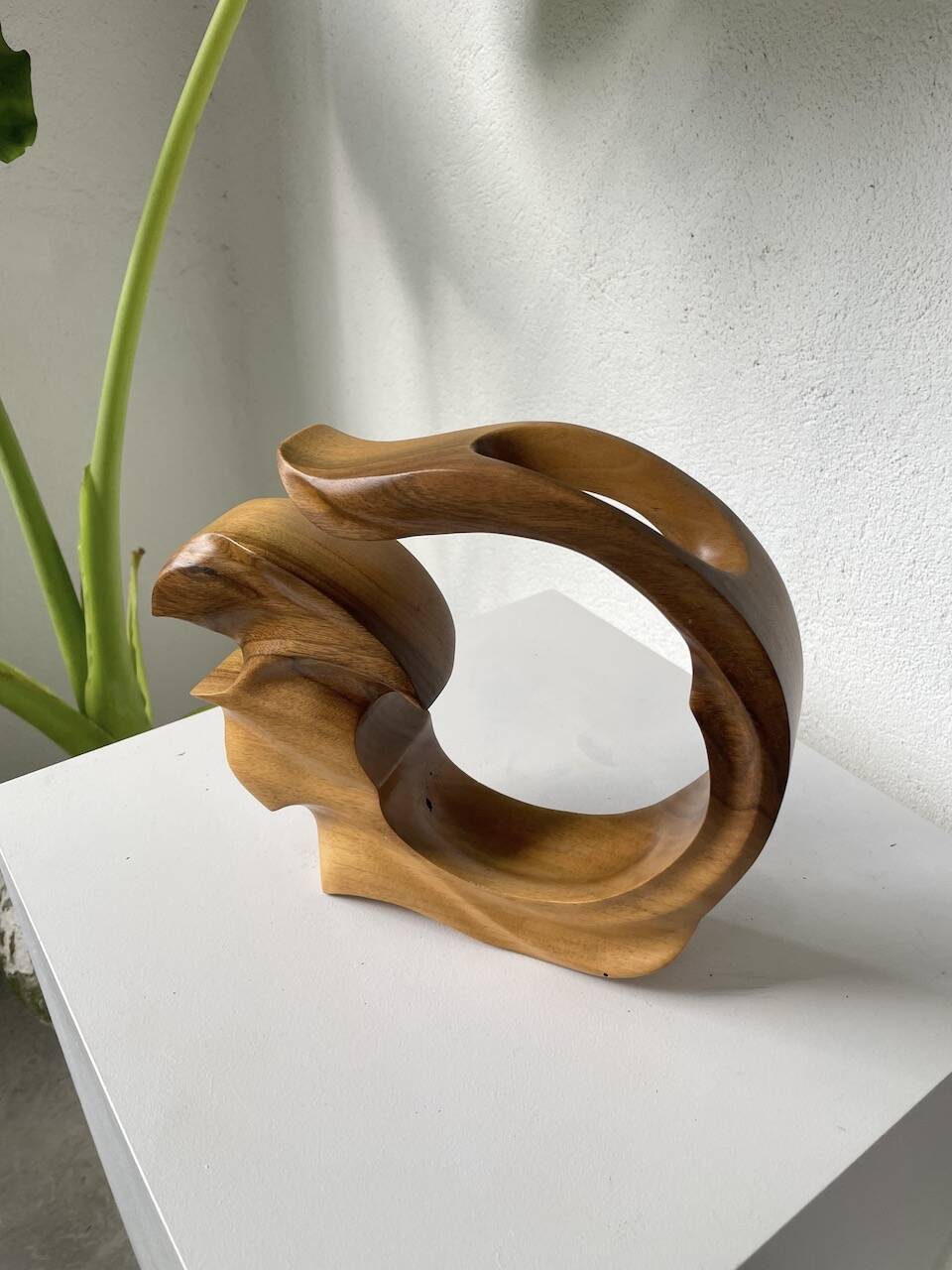Wooden sculpture vase