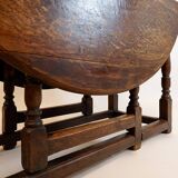 Table anglaise à abattants et pieds tournés du 19e siècle