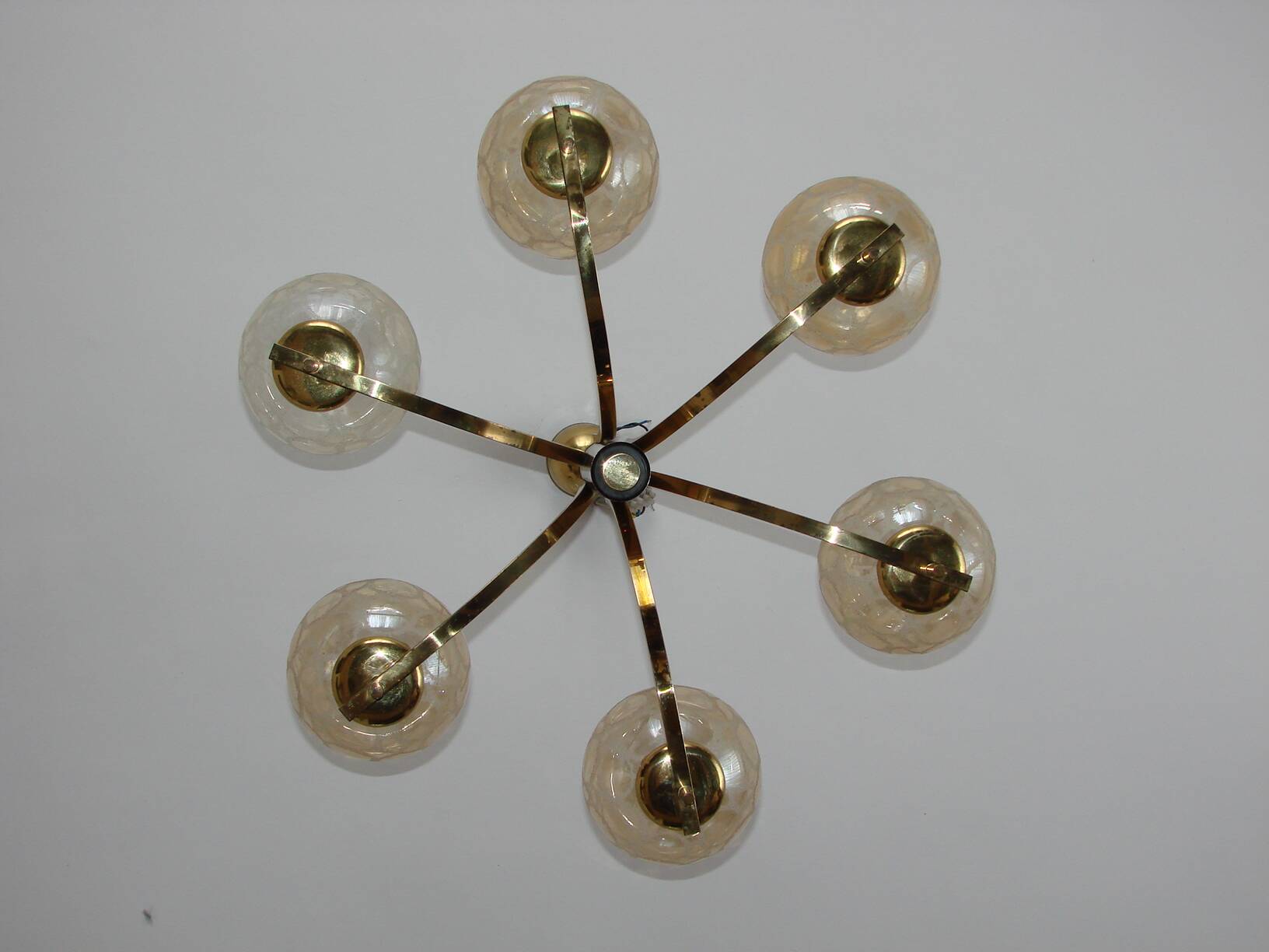 1970s vintage chandelier | Brass, aluminium and glass | 6x E14