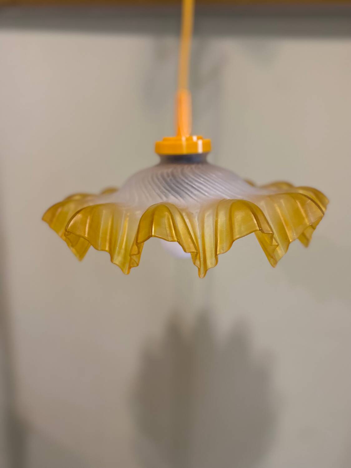 Suspension Art Déco en verre orange
