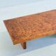 Table basse vintage par Smania en bois de noyer.