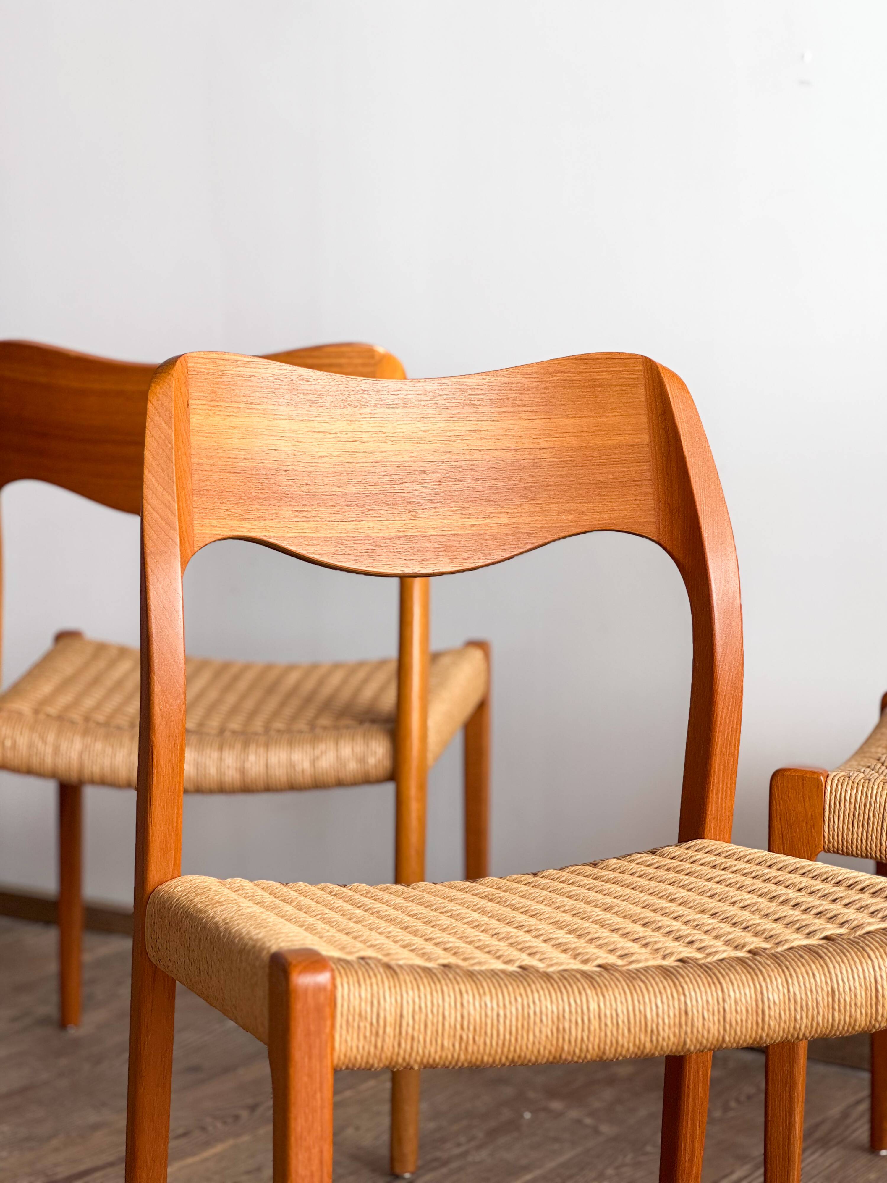Set of 6 #71 teak chairs by Niels O. Møller, JL. Moller Mid Century
