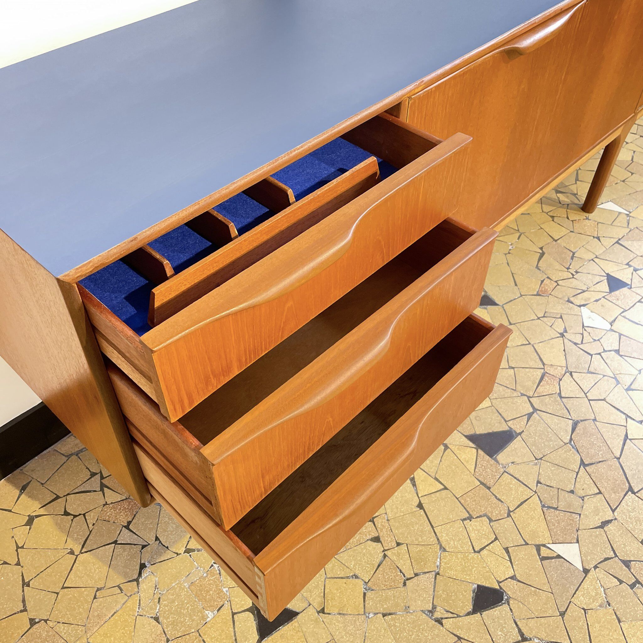 Enfilade McIntosh Dunvegan 201cm