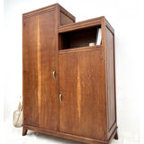 Asymmetrical Parisian wardrobe