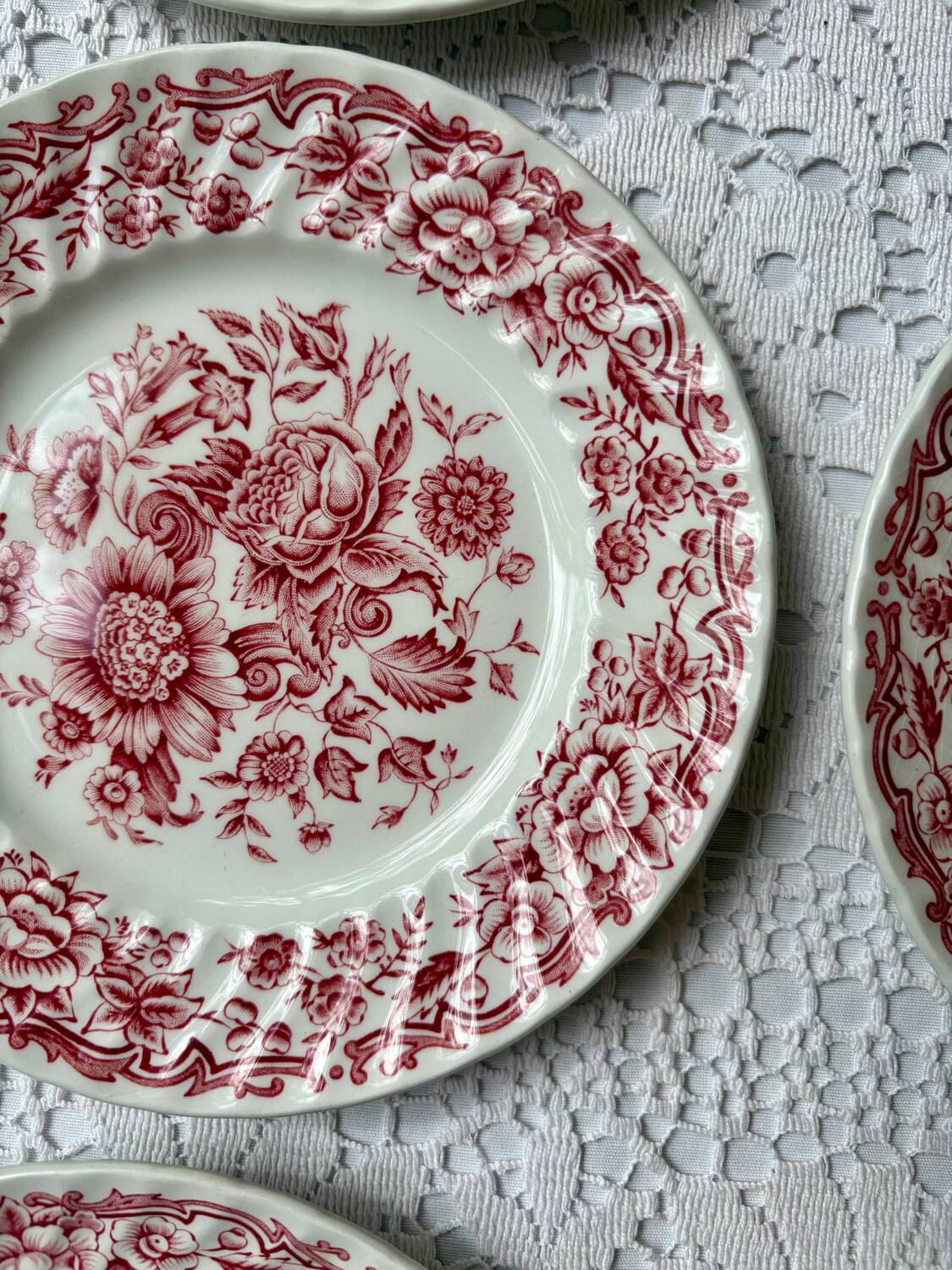 9 assiettes à dessert Ridgway Ironstone Staffordshire England Clifton