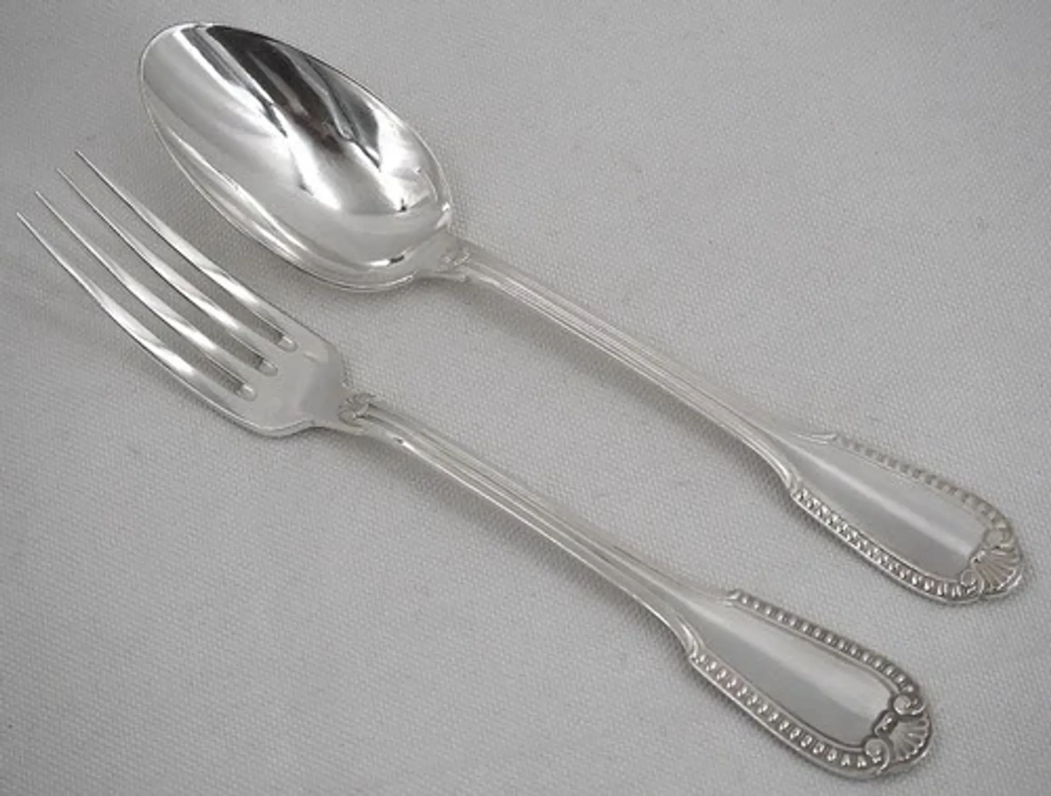 Boulenger Godrons 12 forks + 8 dessert spoons, 20 pieces.