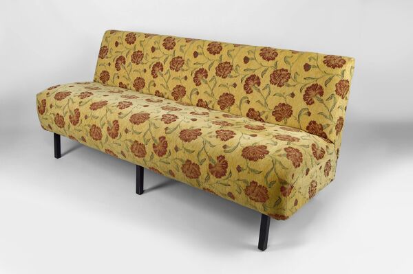 Banquette à tissu floral jaune et rouge, France, circa 1960
