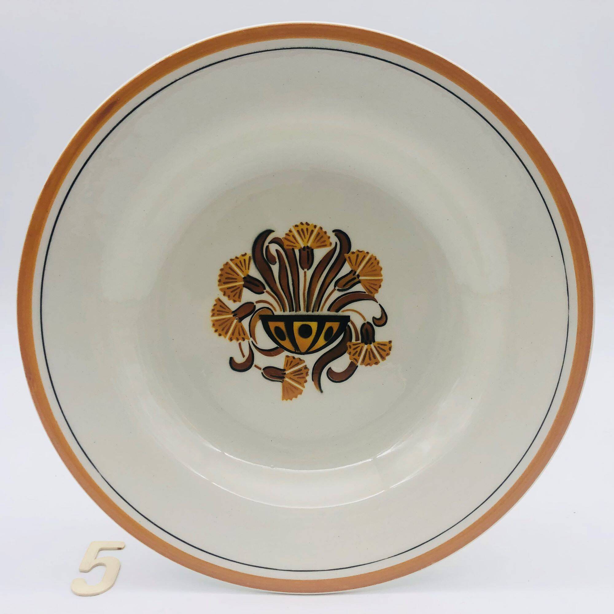 6 Deep Plates, Creil and Montereau – Carnation model.