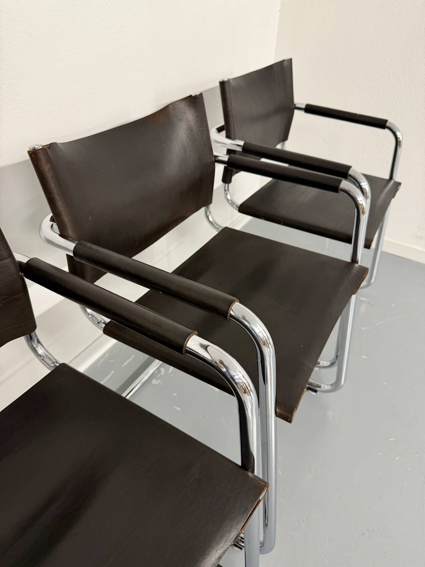 Lot of 5 tubular metal leather chairs designed by Mart Stam, Bauhaus, 1970s.