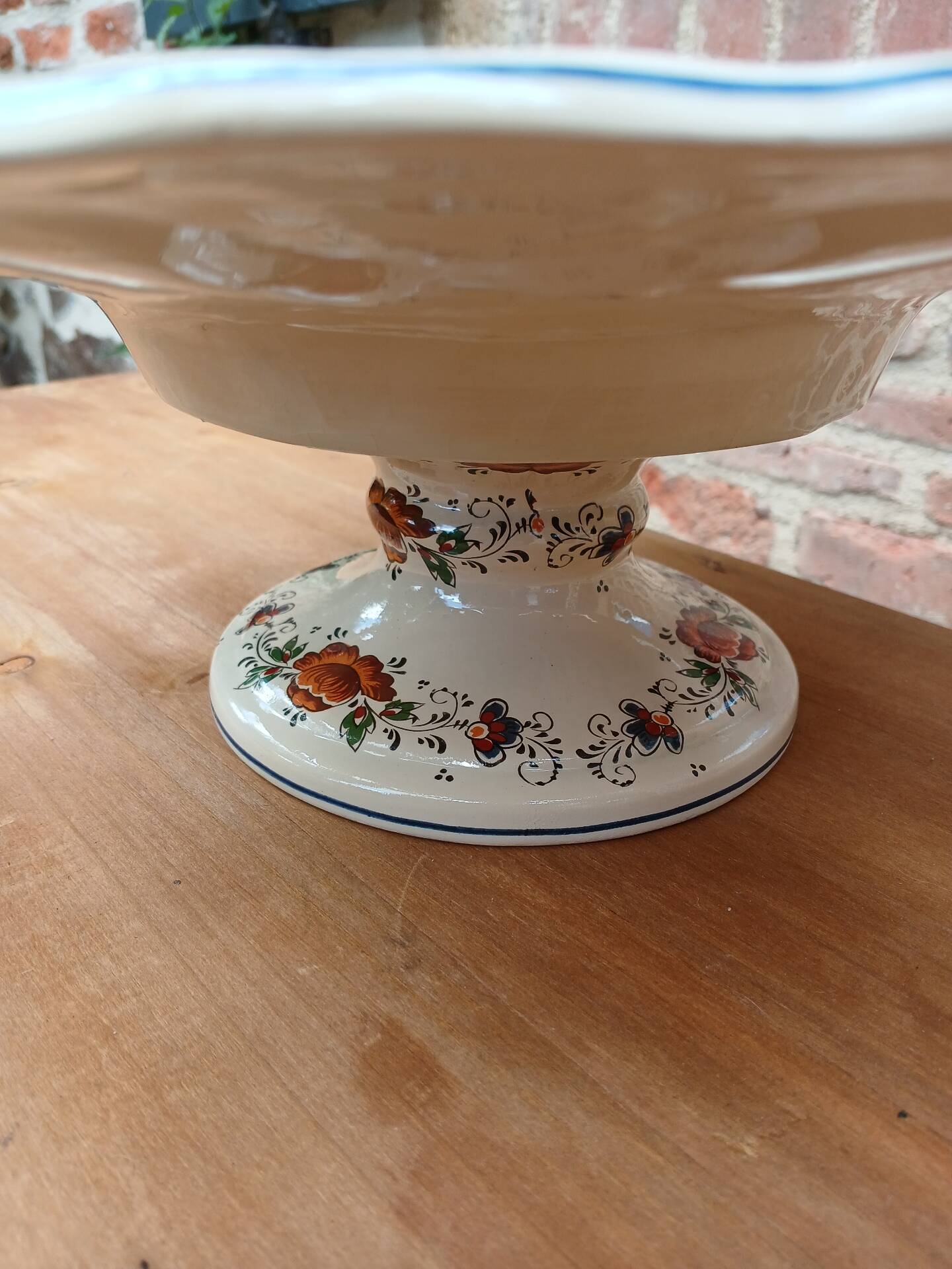 Compotier/ coupe ancienne en faïence ajourée