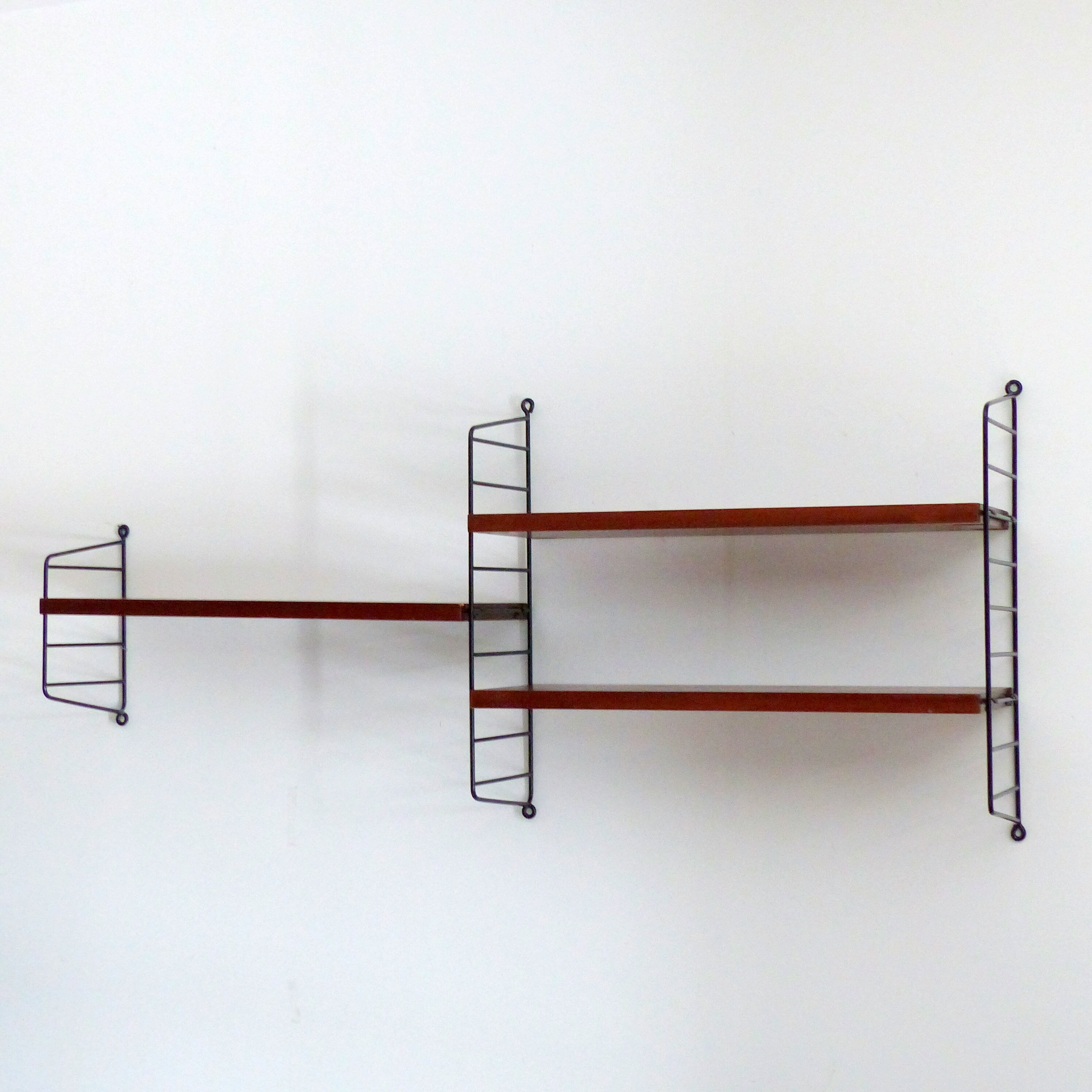 Shelving system flexible string (Nisse) Nils Strinning