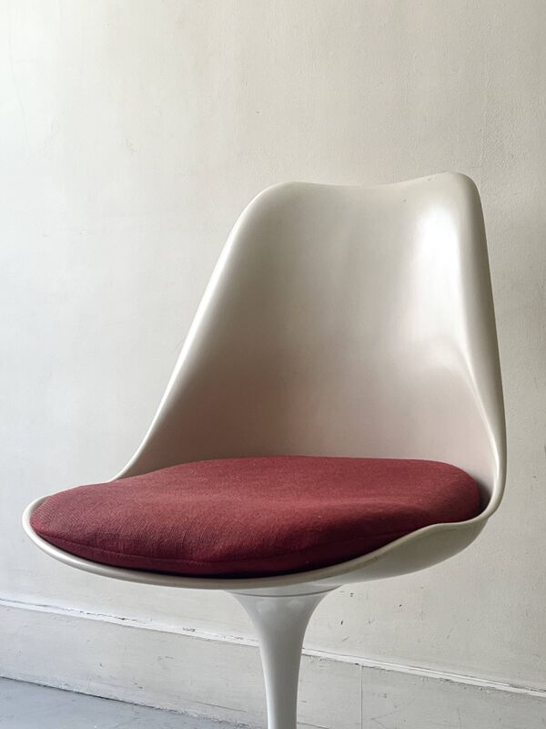 Chaise tulipe Eero Saarinen signée Knoll international, design 1970