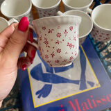 Set of 7 flowered Adams cups