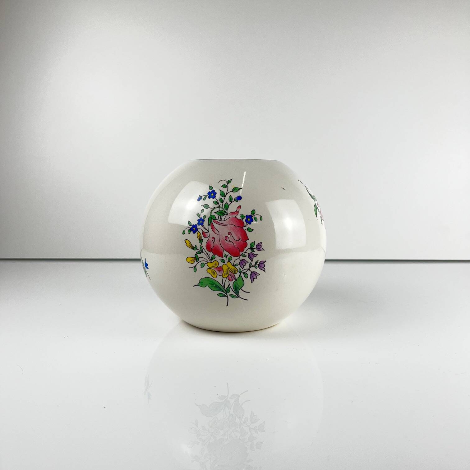 Vase boule KG Lunéville, modèle Réverbère
