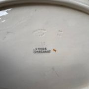 Duo of old plates Condé Longchamp – Terre de Fer, floral decoration & in
