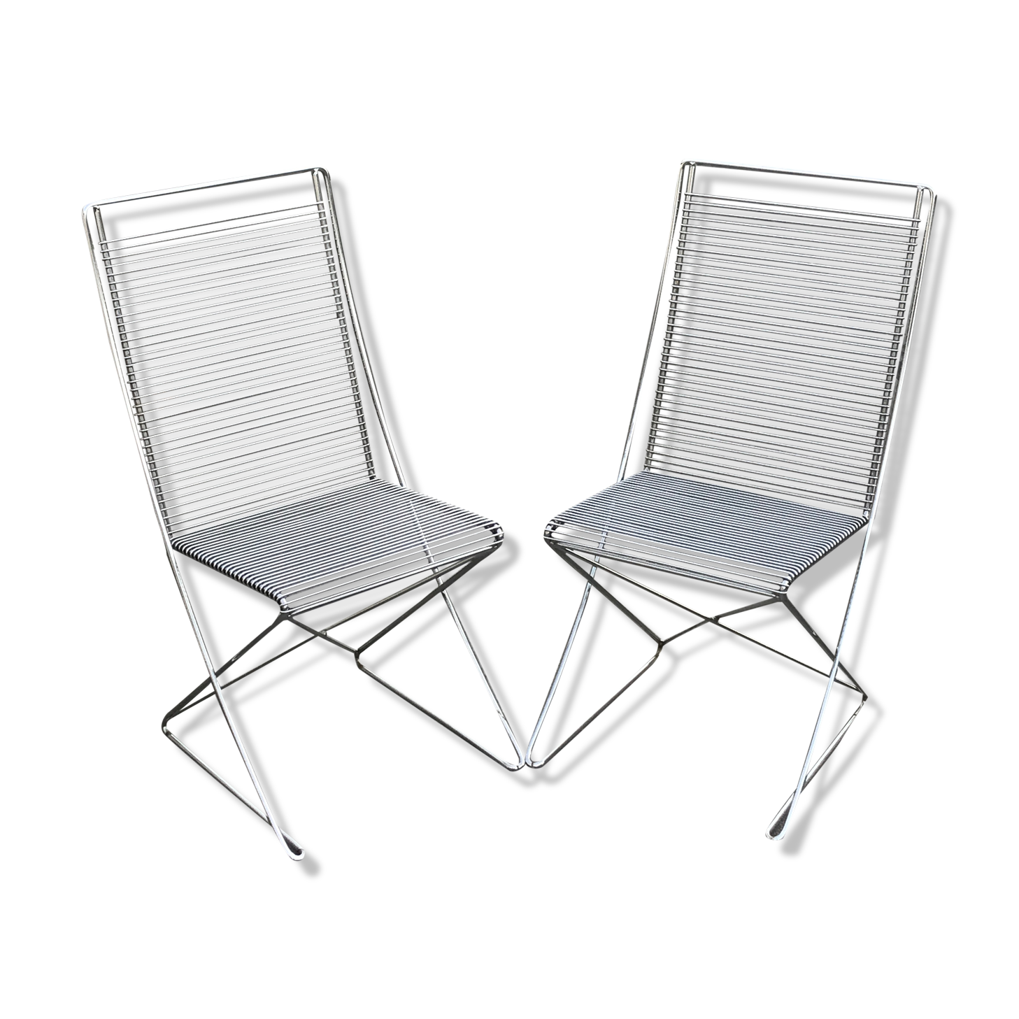 Paire de chaises Wire Till Behrens design annees 80