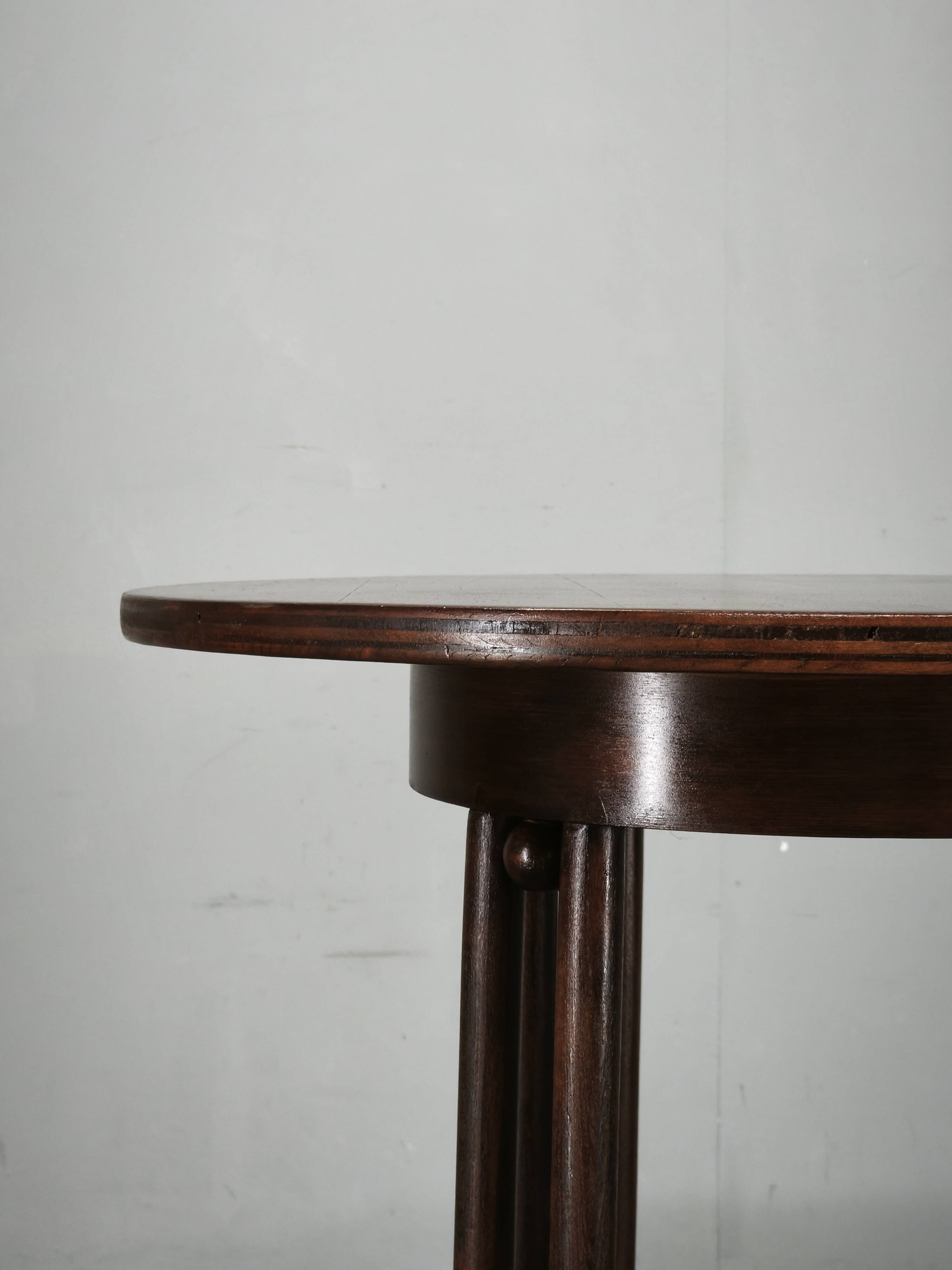 Fledermaus Vienna Secession Bentwood Table, Austria, circa 1900