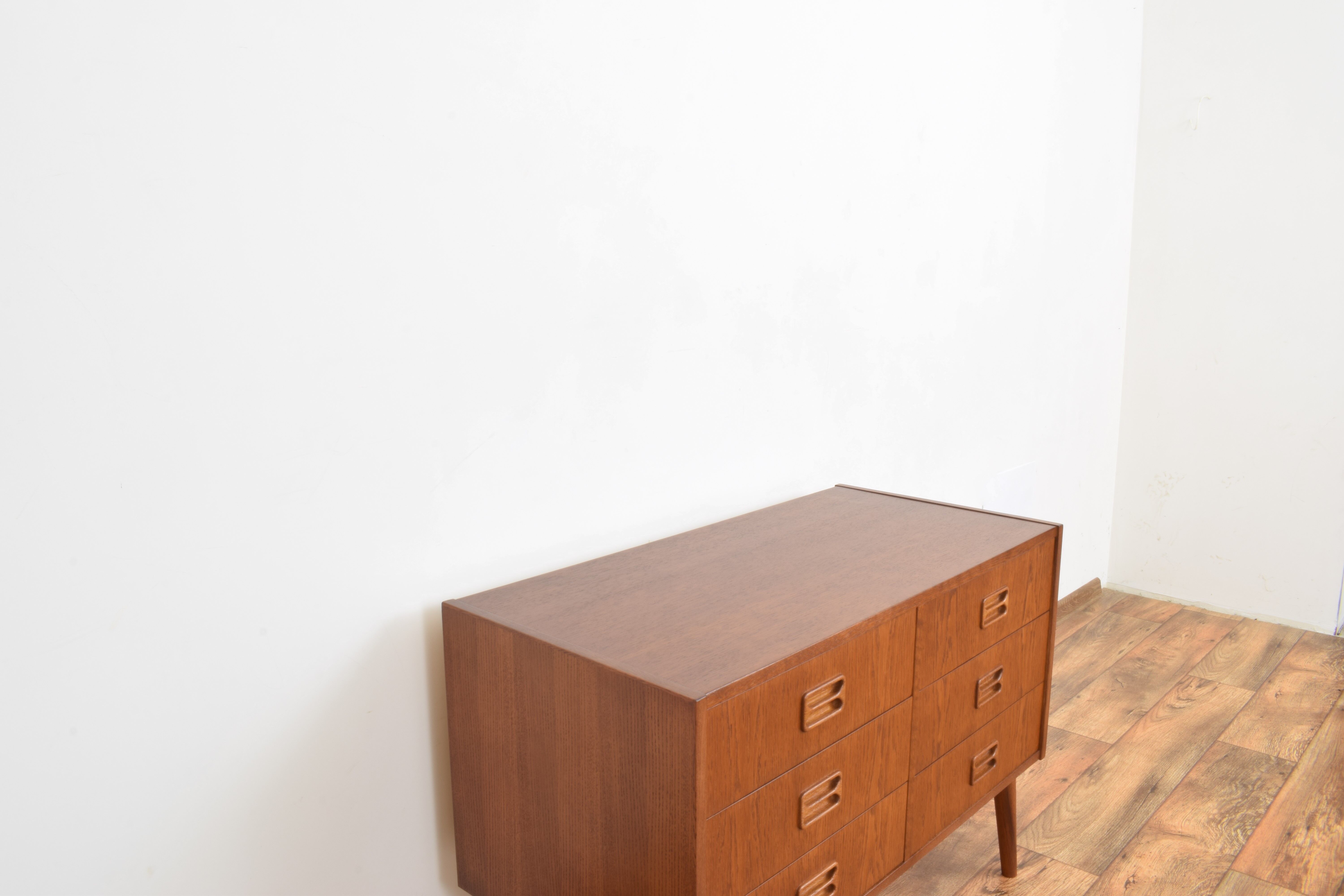 Danish oak chest of drawers
