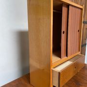 Armoire de rangement