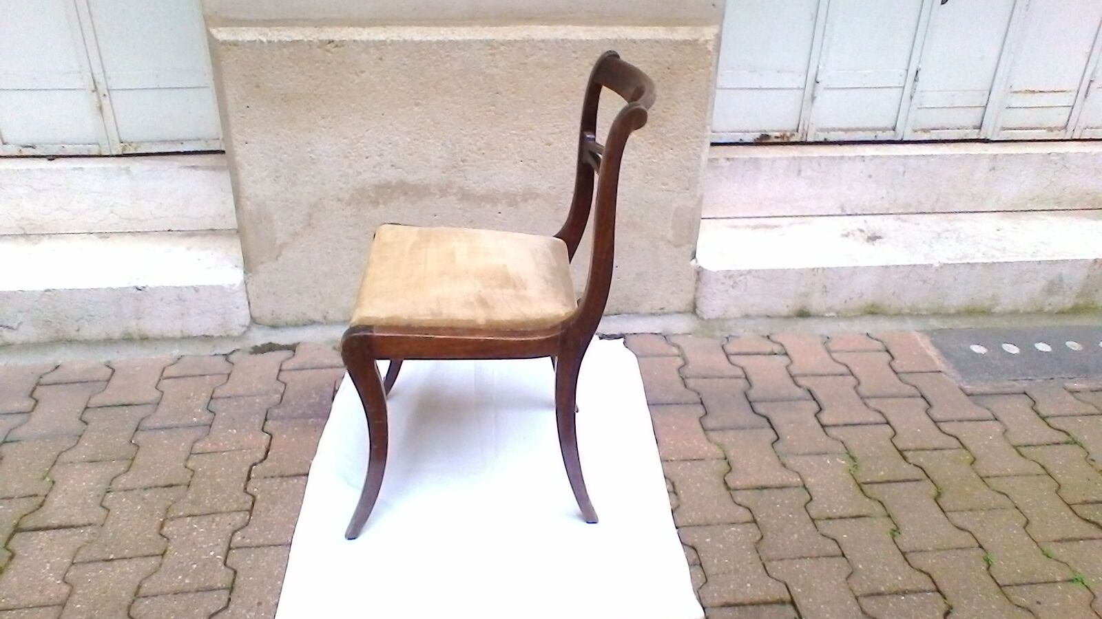 Art Deco style chair