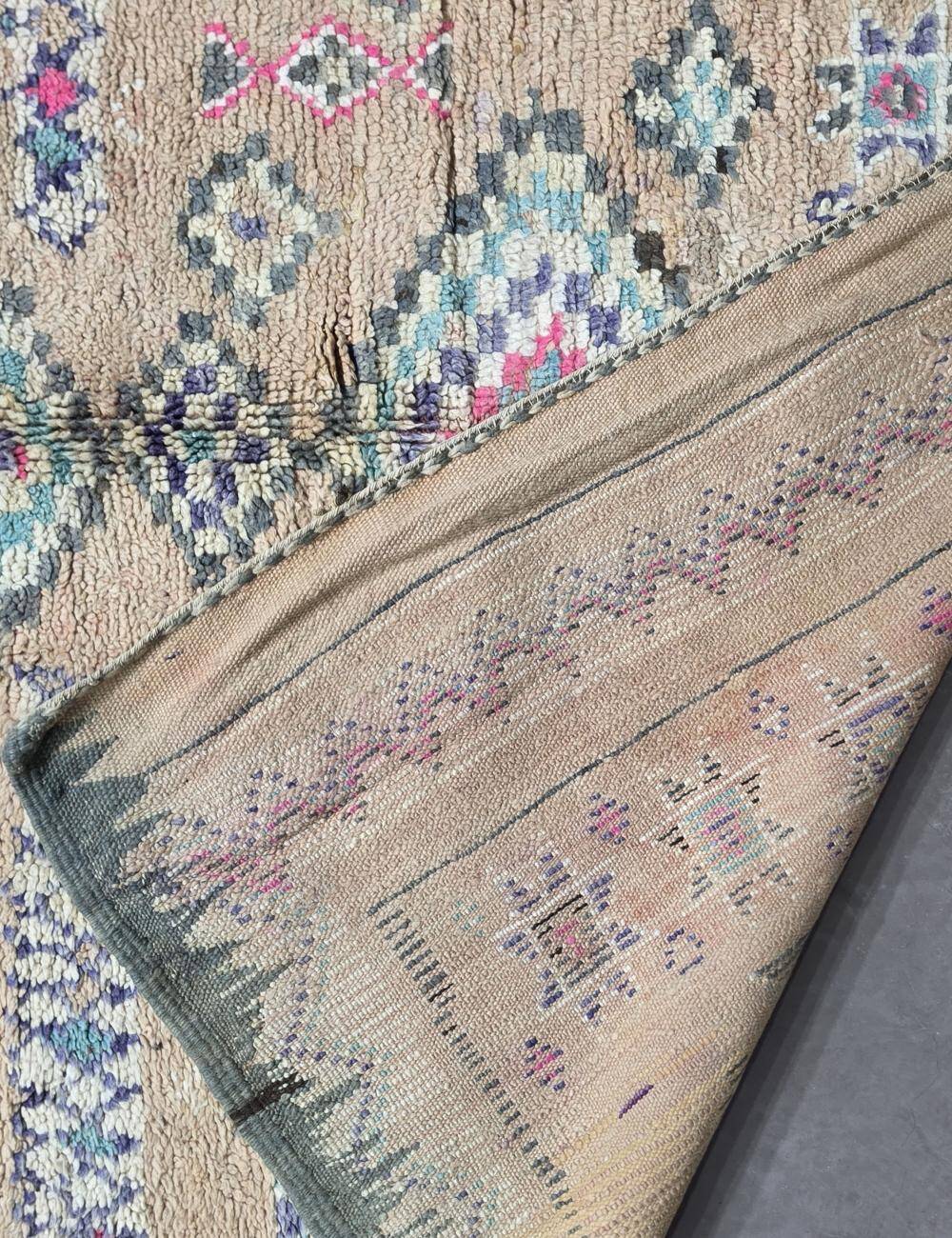 Vintage Berber Carpet Boujad - 320 x 184 cm