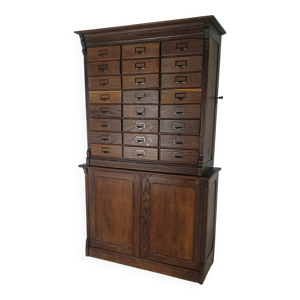 Cabinet de notaire ancien