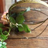 Round barber mirror with double gold legs and decorations