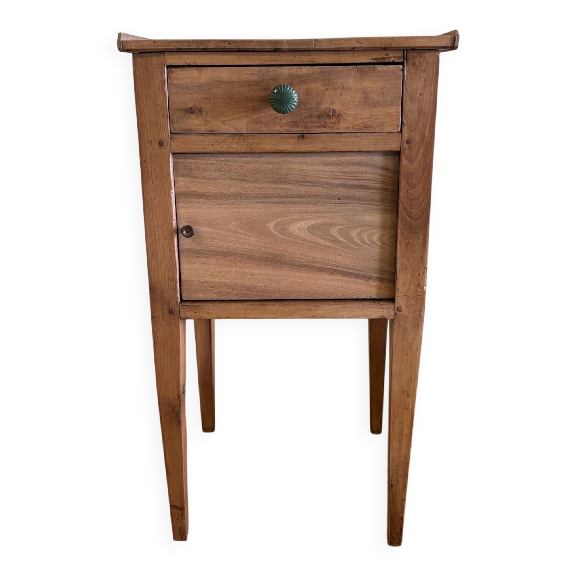 Table de chevet en bois brut rénovée