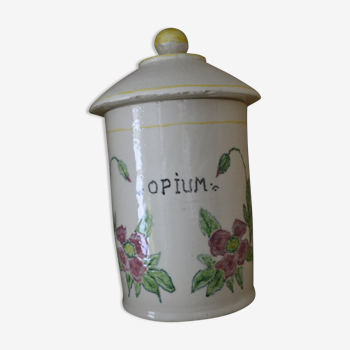 Opium pot