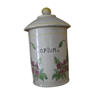 Pot à opium