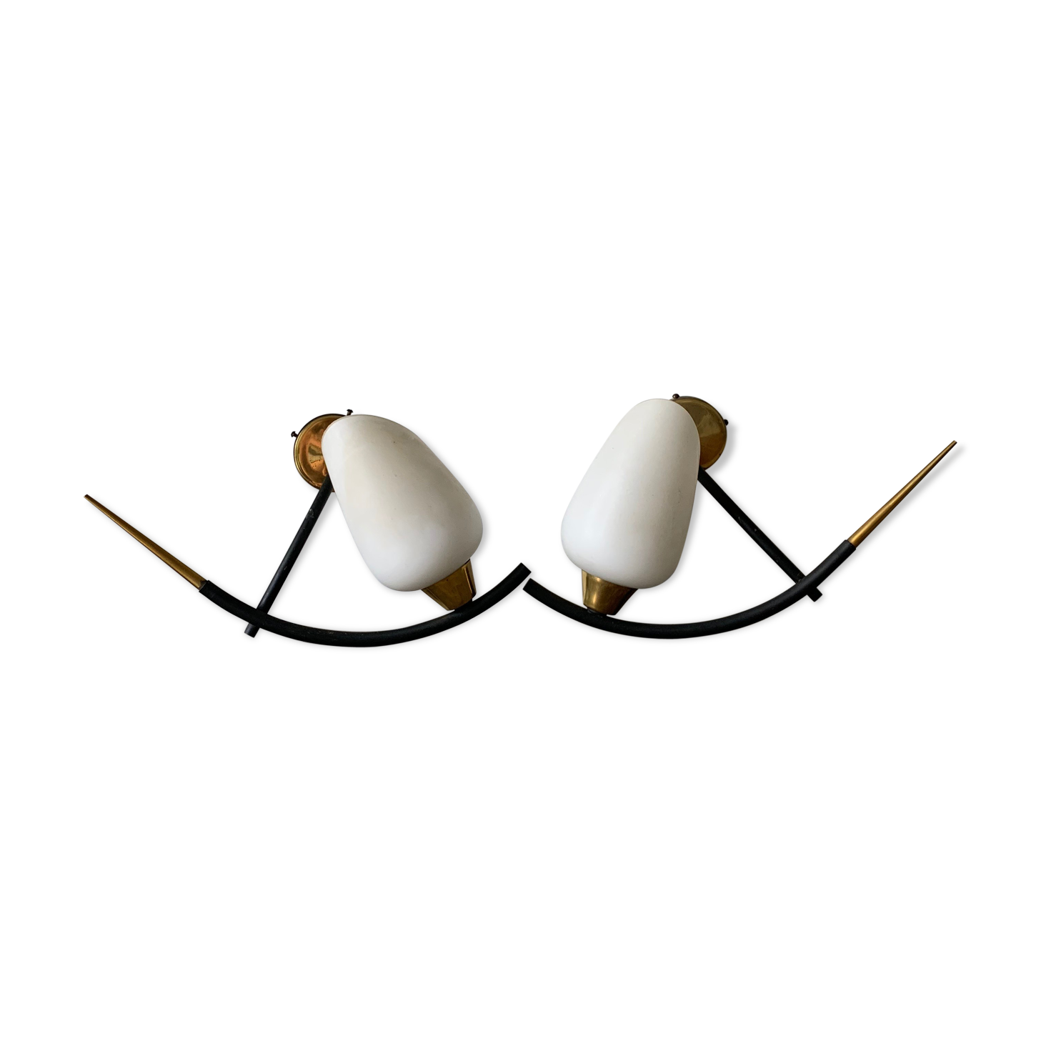 Opaline brass symmetrical and black horn-shaped laqué tube sconces