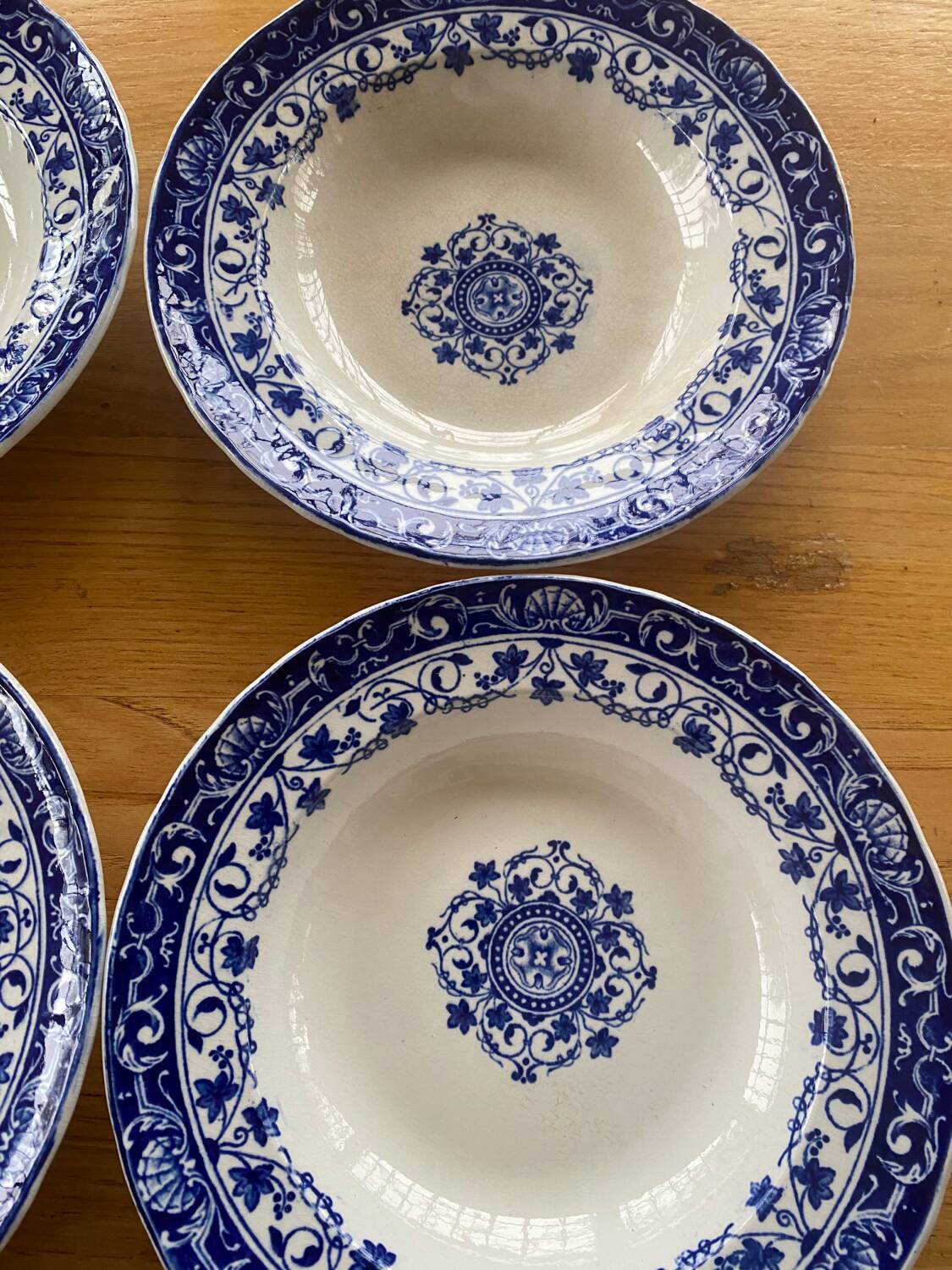 6 Jules Vieillard Bordeaux soup plates