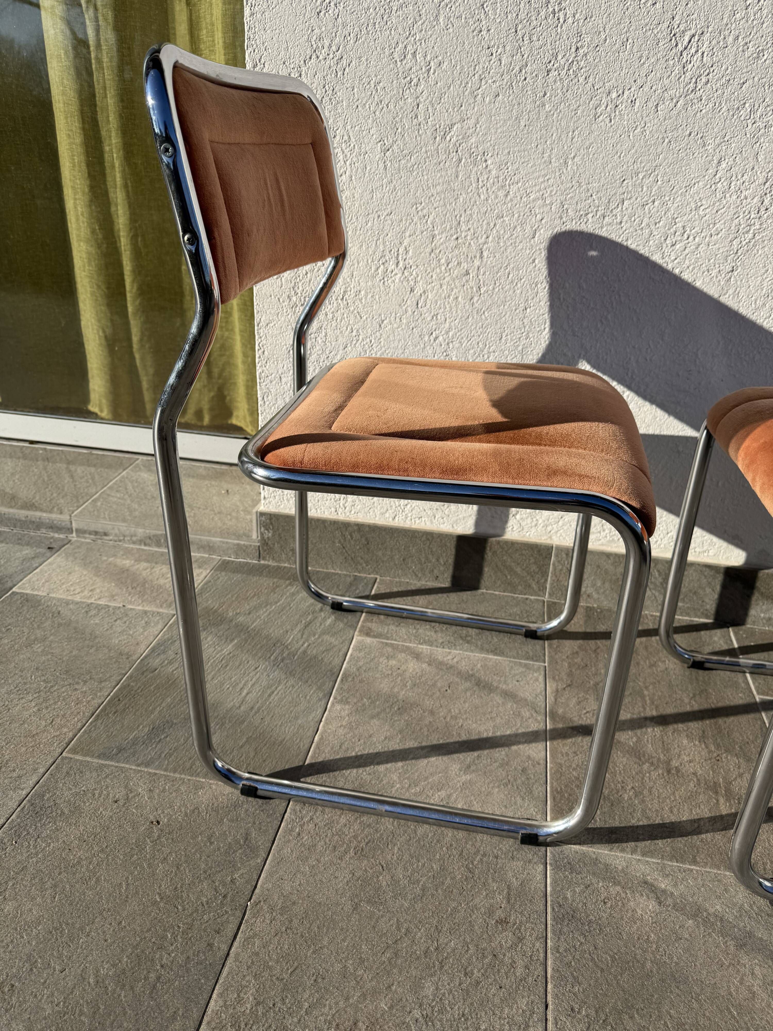 Pair of Bauhaus style dining chairs with infinity frame