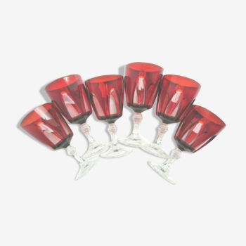 6 colorless walking glasses with red drink carved with 5 colorless Art Deco petals
