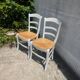 Paire de chaises paillées