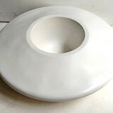 White resin planter in saucer shape - futuristic movement