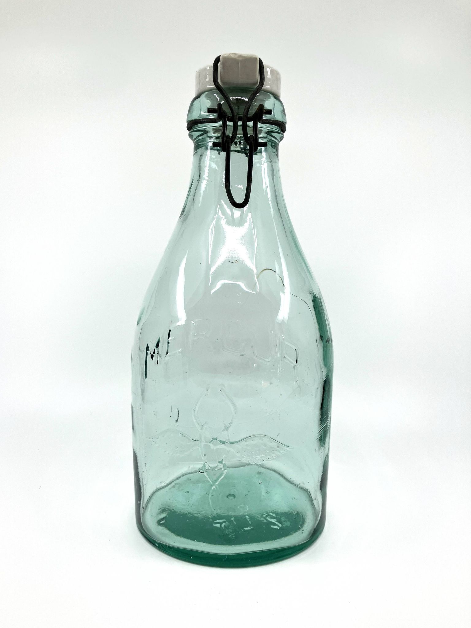 Grande bouteille "Mercur" en verre et bouchon en céramique • 2L • 1930