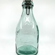 Grande bouteille "Mercur" en verre et bouchon en céramique • 2L • 1930