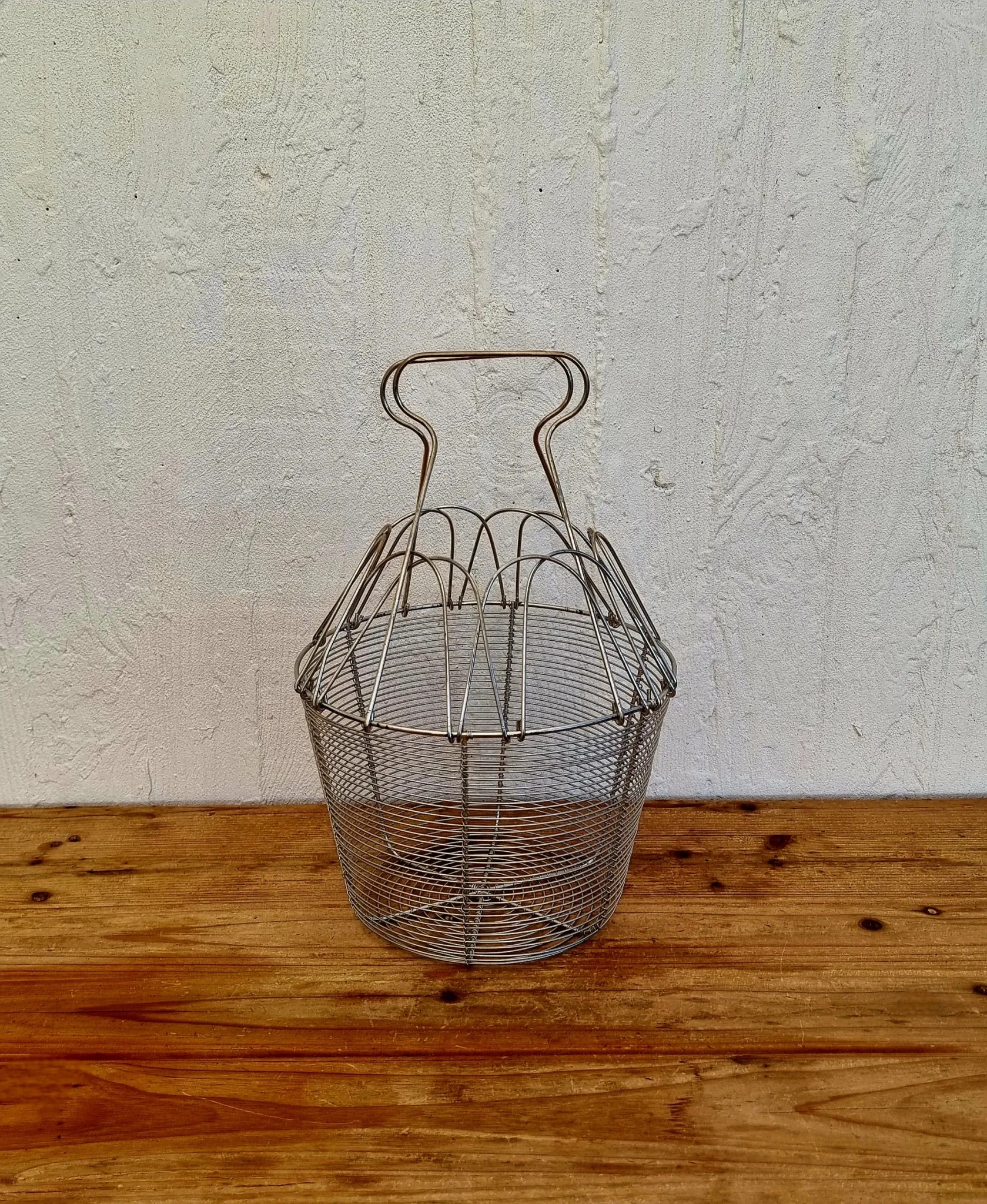 Vintage rigid woven metal salad bowl