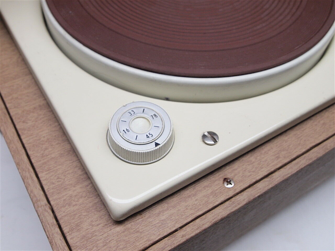 Beautiful record player gid vinyl design swedish