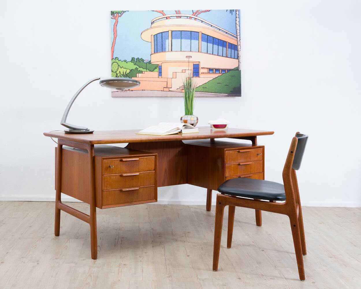 Bureau danois en teck de Omann Jun, modèle 75