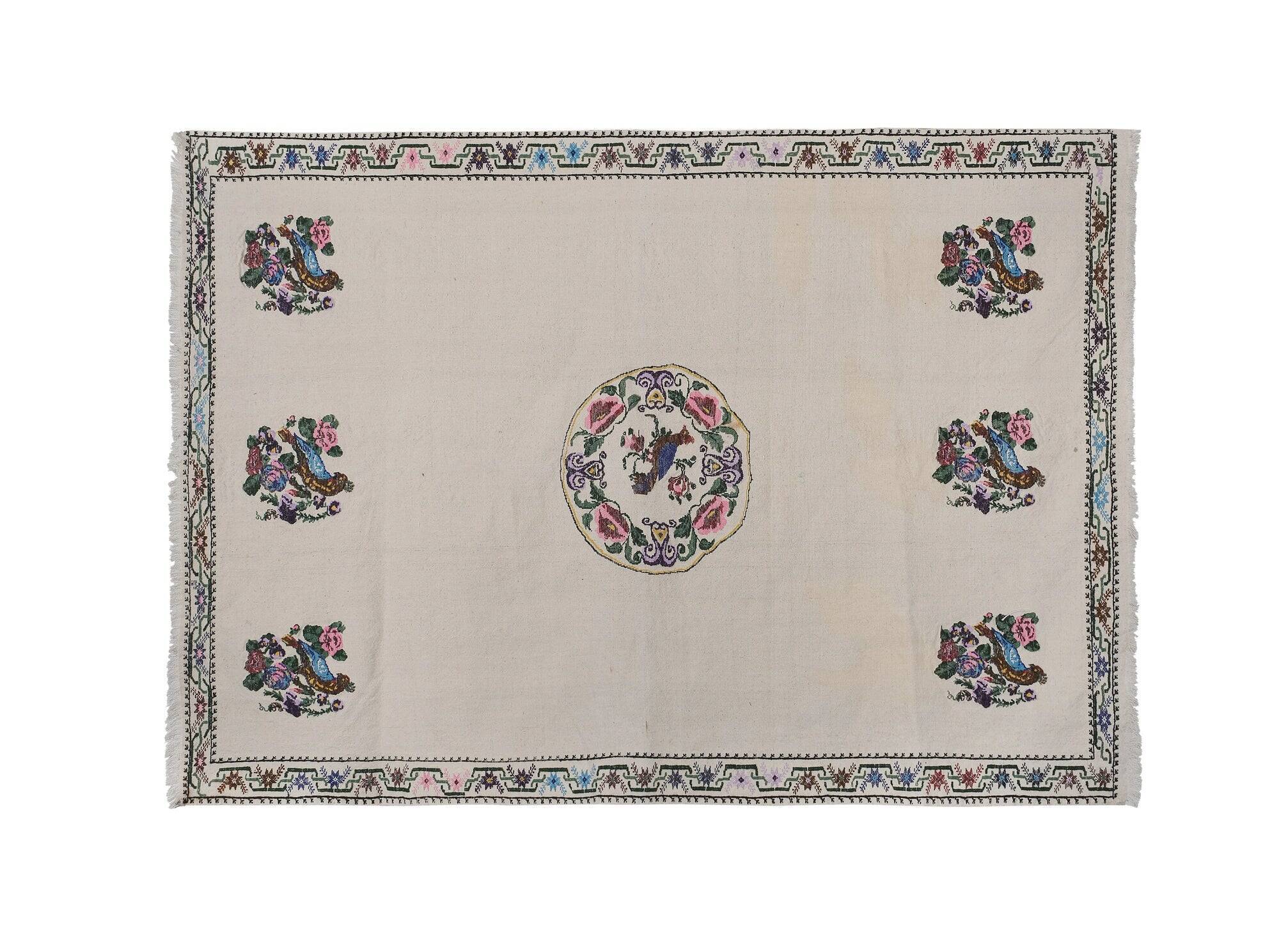 Vintage Turkish kilim, handwoven, 167x233 cm.