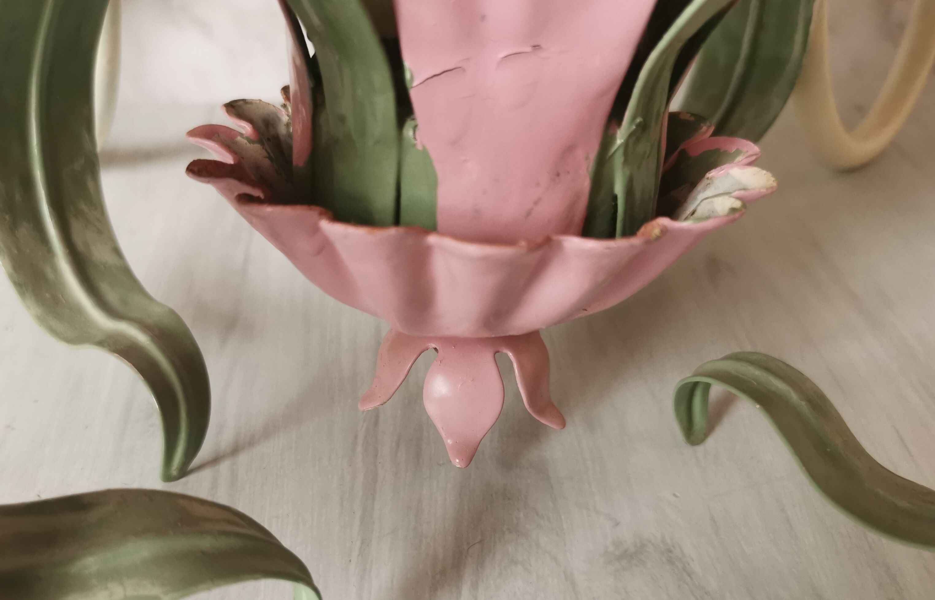 Lustre iron and painted sheet flowers camellias