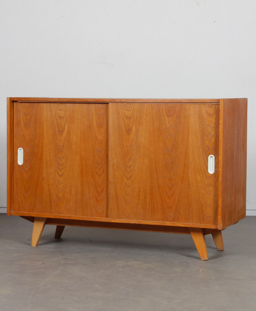 Oak chest of drawers, model U-452, by Jiroutek for Interier Praha, 1960