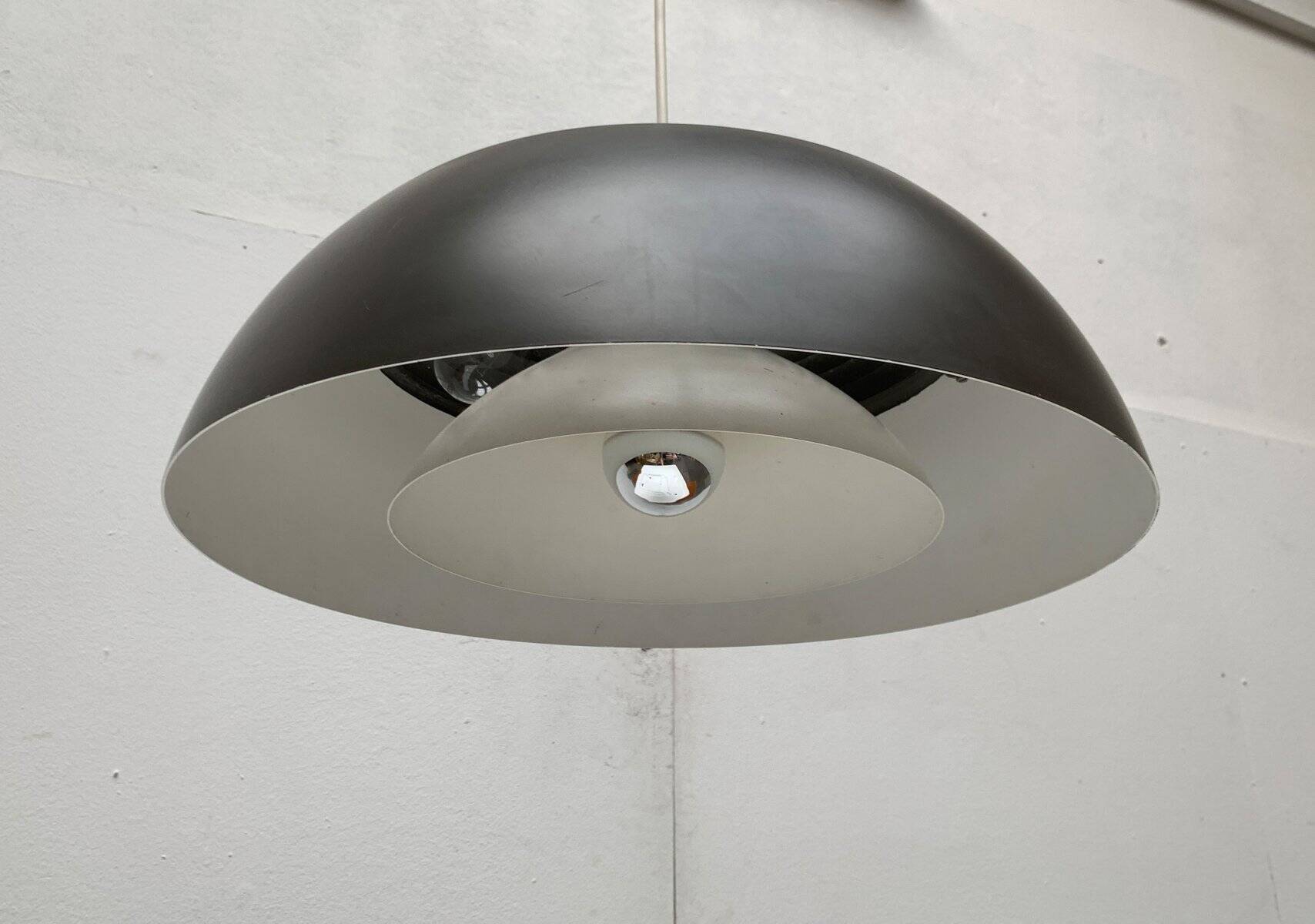 Lampe suspension danoise AJ Royal 500 de milieu de siècle par Arne Jacobsen pour Louis Poulsen, années 1960