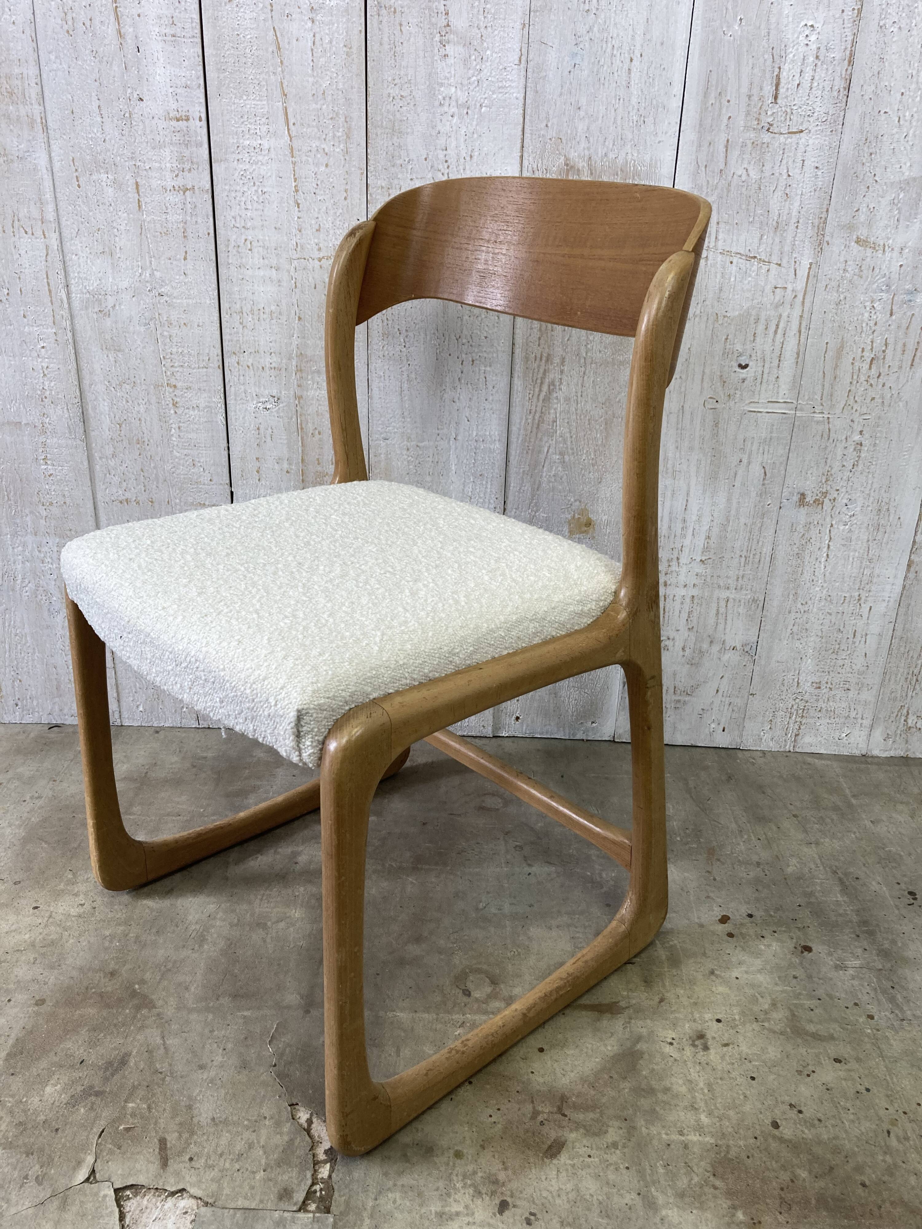 Baumann sled chair