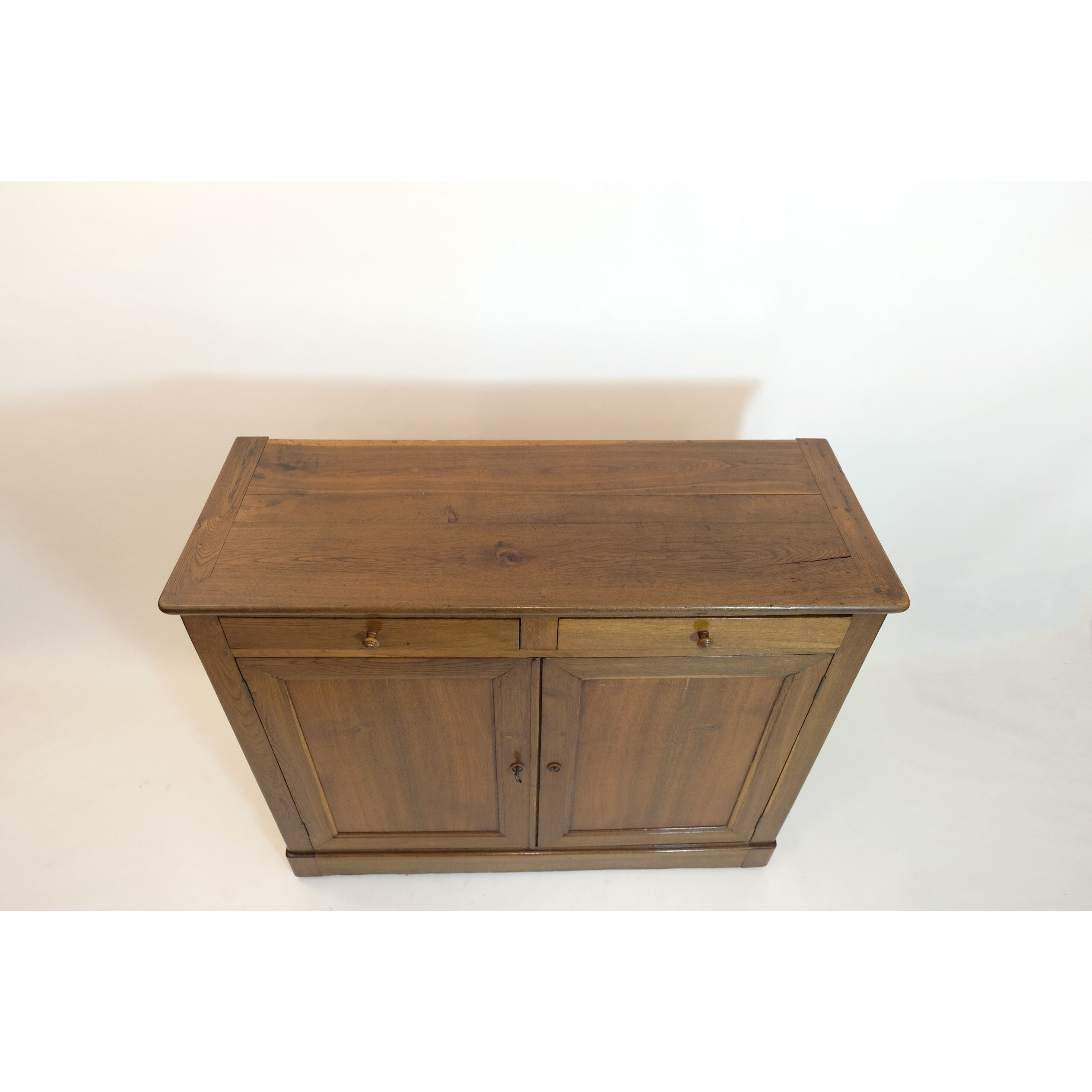 Buffet en chêne naturel du XIXème siècle.