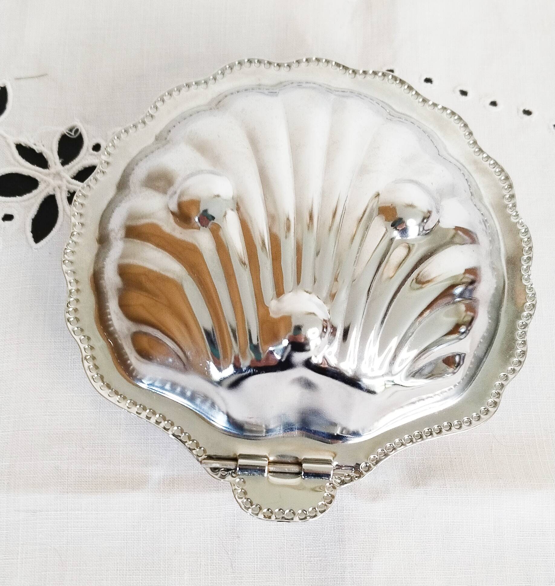 Scallop shell butter dish in metal and glass